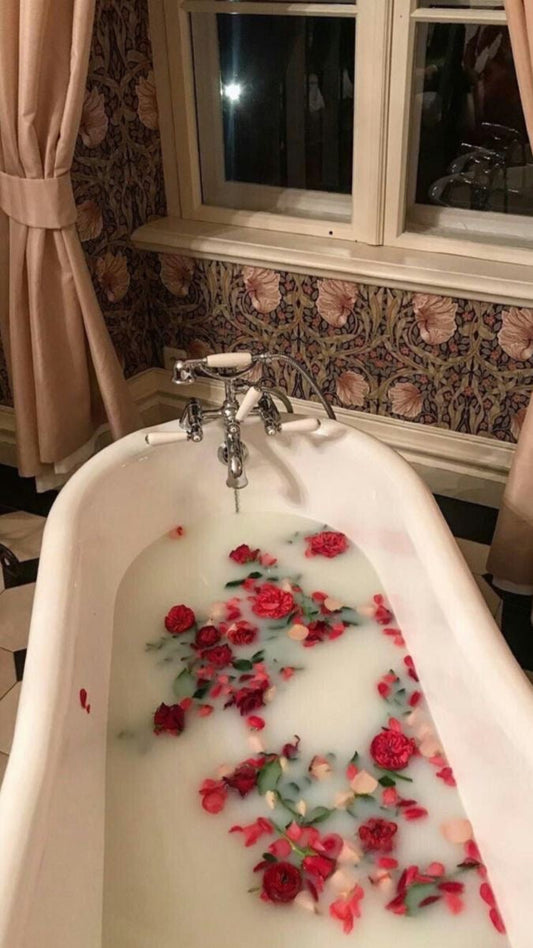 Feminine Energy & Flow 💌
